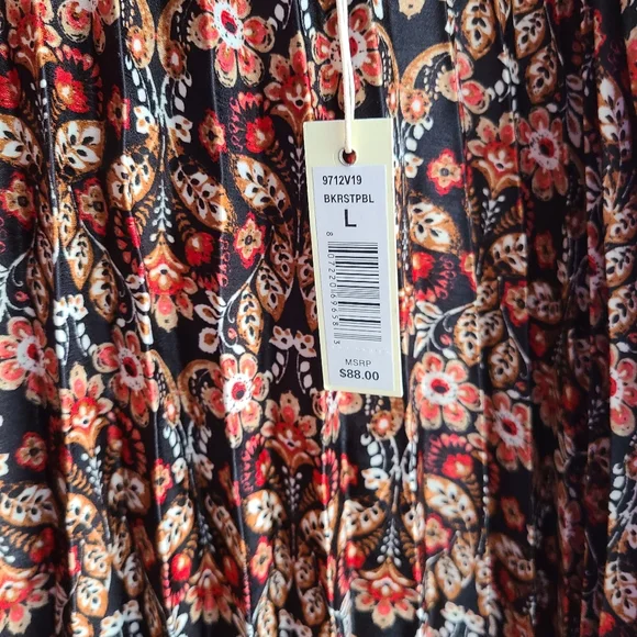 Max Studio Women's skirt - Picture 12 of 14